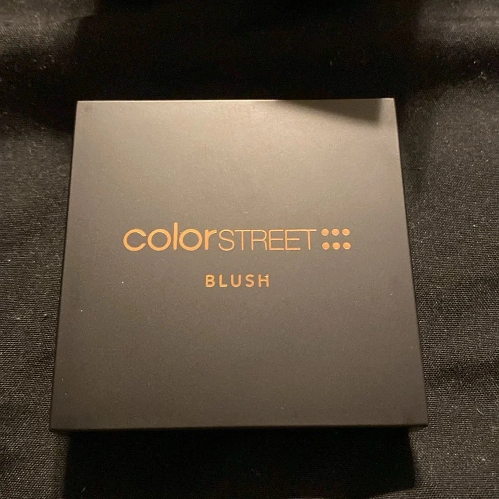 Color Street Diva Blush